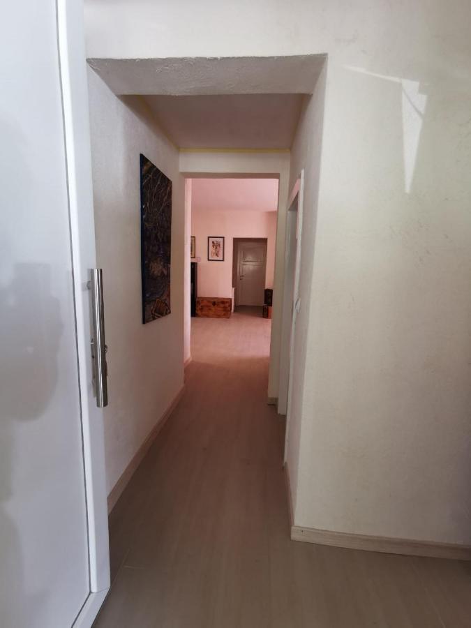 אומיס Apartment Nera מראה חיצוני תמונה