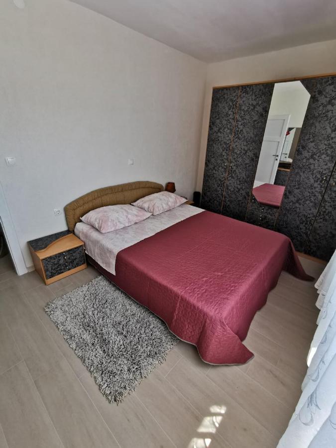 אומיס Apartment Nera מראה חיצוני תמונה